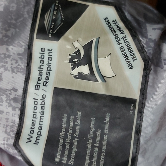 Columbia 3 in 1 winter Jacket - small - Picture 9 of 14